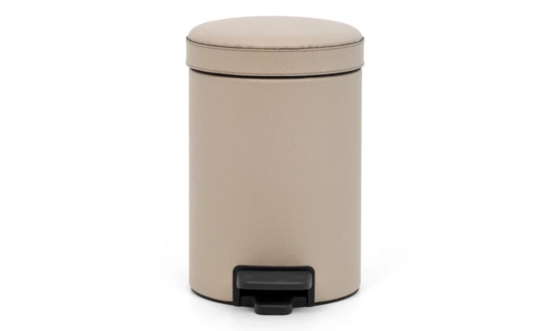 Аксессуар для ванной модель Round Pedal Bin от фабрики Pinetti