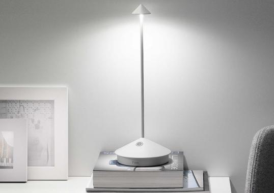 Настольная лампа модель Pina Pro Table Lamp от фабрики Zafferano