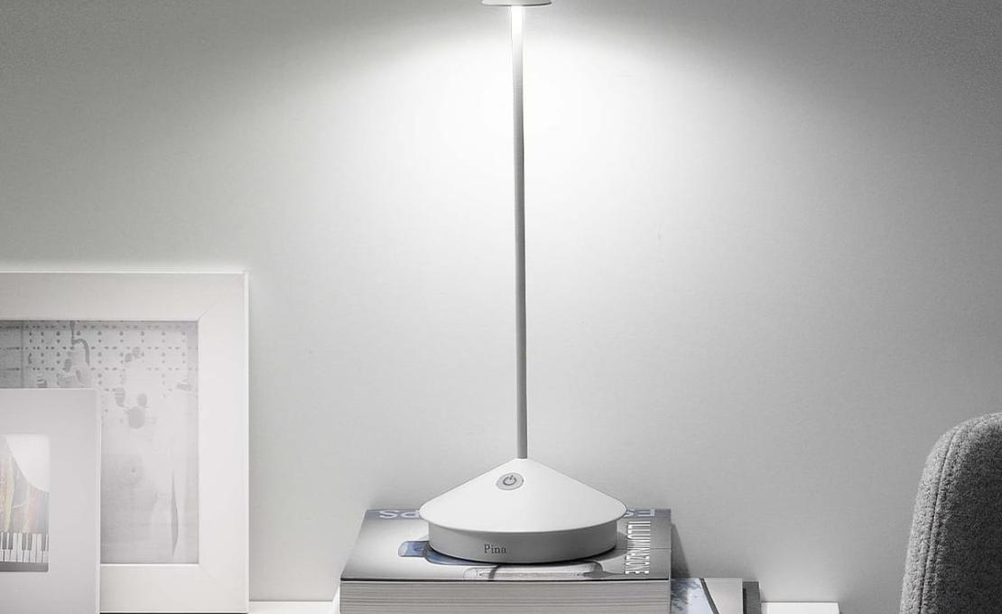 Настольная лампа модель Pina Pro Table Lamp от фабрики Zafferano