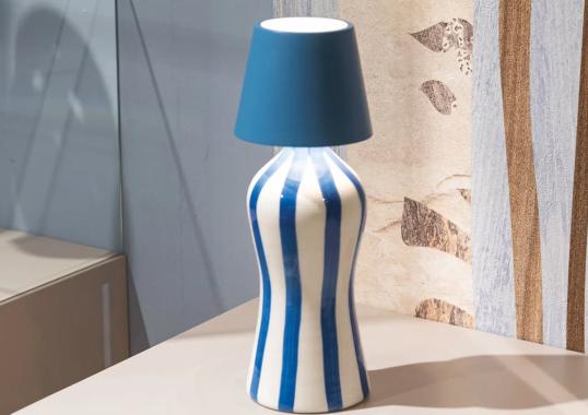 Настольная лампа модель Poldina Stopper Portable Lamp от фабрики Zafferano