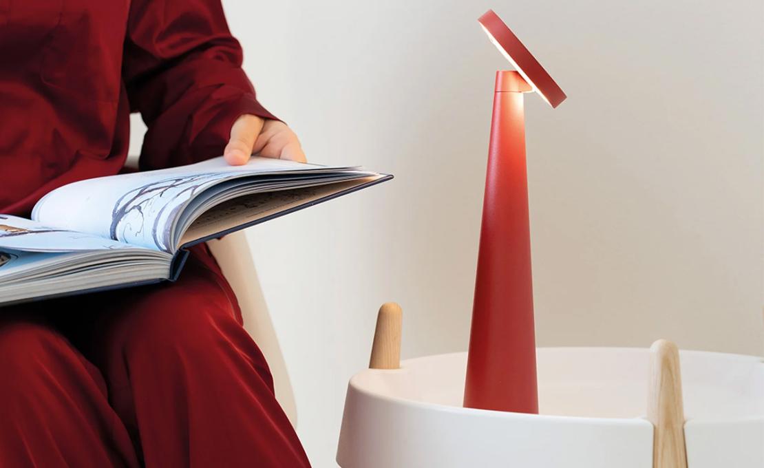 Настольная лампа модель Angelina Portable Lamp от фабрики Zafferano