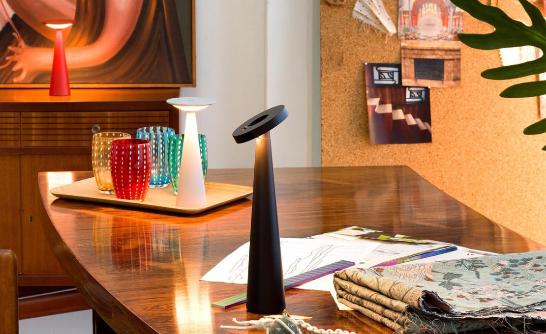Настольная лампа модель Angelina Portable Lamp от фабрики Zafferano