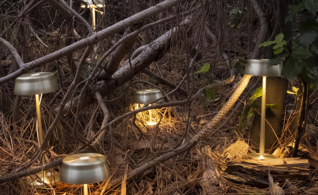 Настольная лампа модель Sister Light Table Lamp от фабрики Zafferano