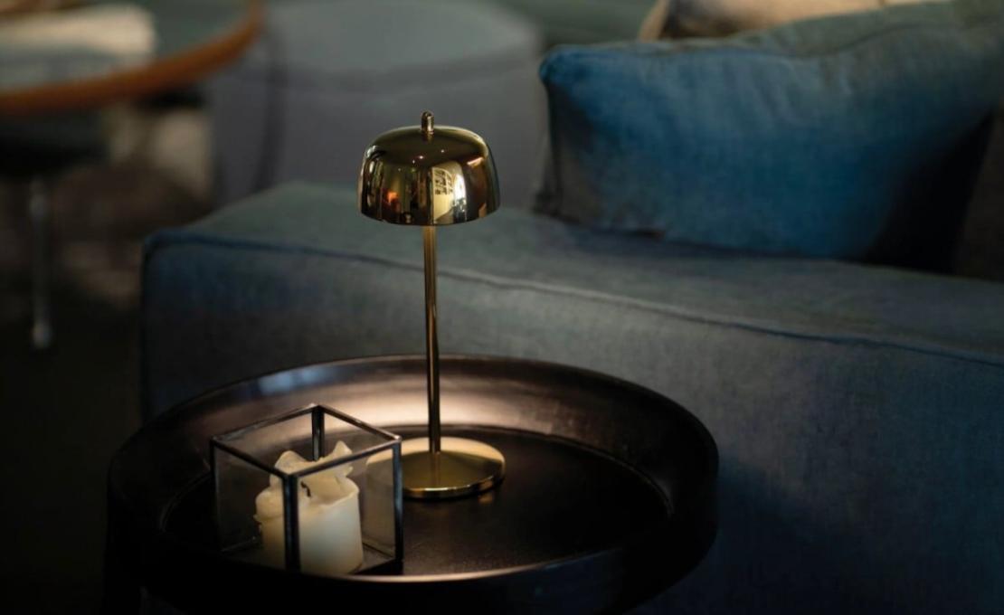 Настольная лампа модель Circe Table Lamp от фабрики Zafferano