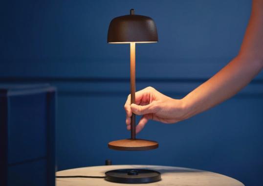 Настольная лампа модель Circe Table Lamp от фабрики Zafferano