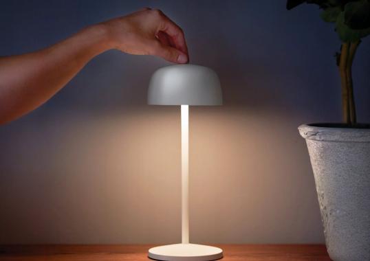 Настольная лампа модель Circe Table Lamp от фабрики Zafferano