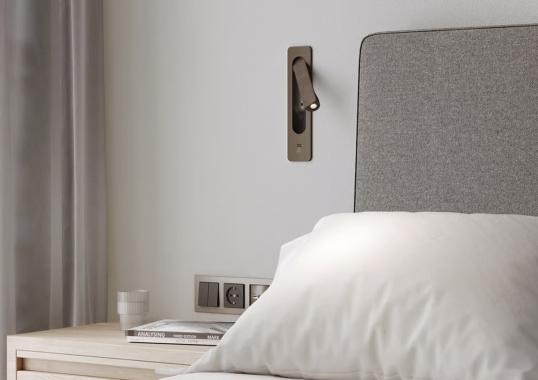 Потолочный светильник модель Keta Reading Lamp USB-C от фабрики Astro Lighting