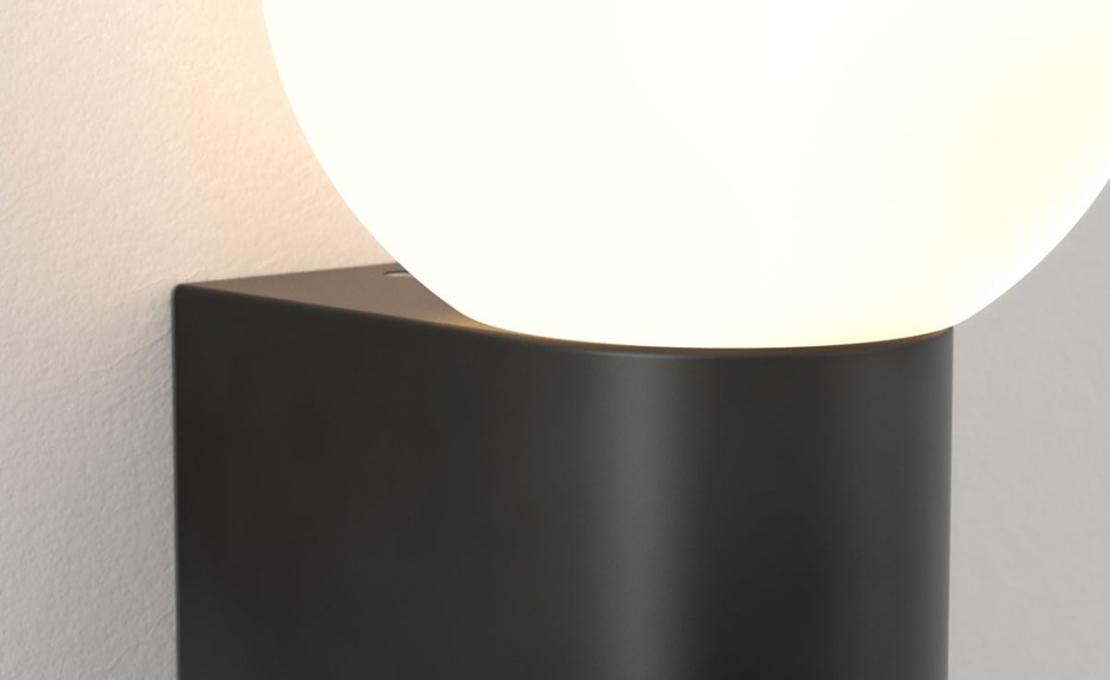 Бра модель Ortona Single Wall Lamp от фабрики Astro Lighting