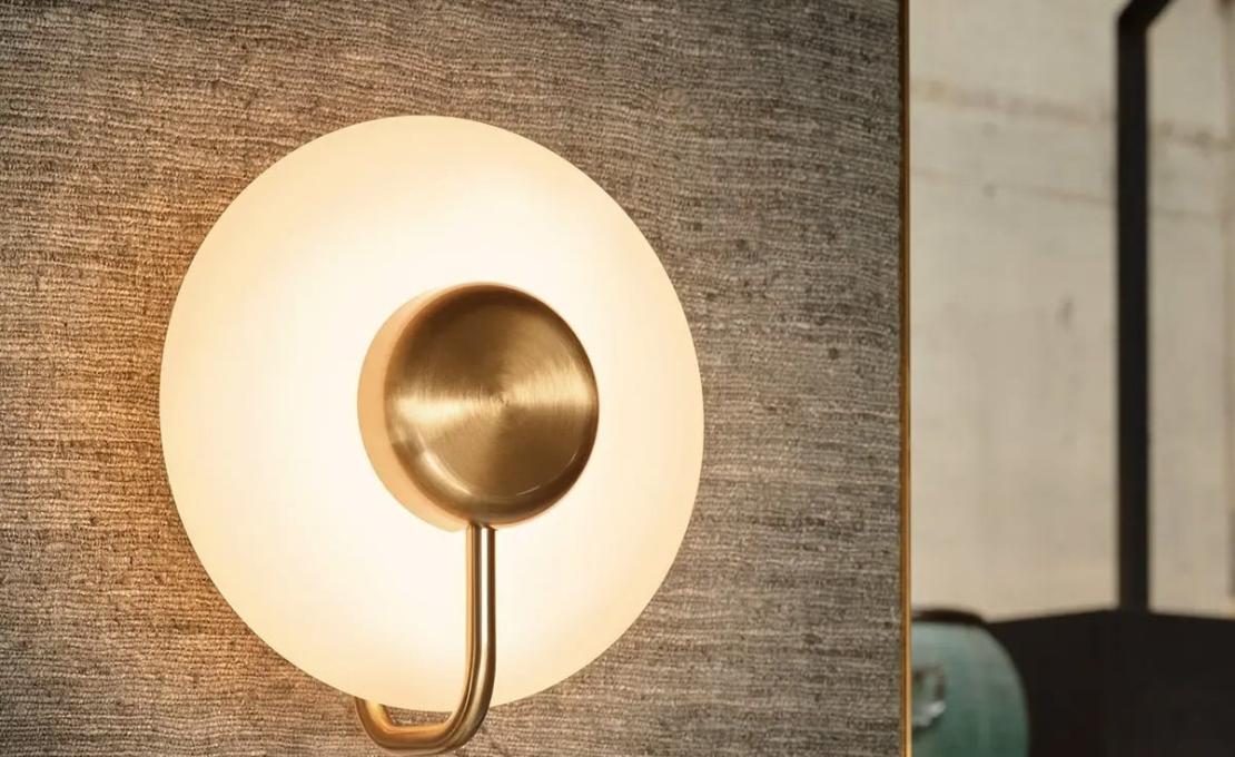Бра модель Tratto Wall Lamp от фабрики KDLN