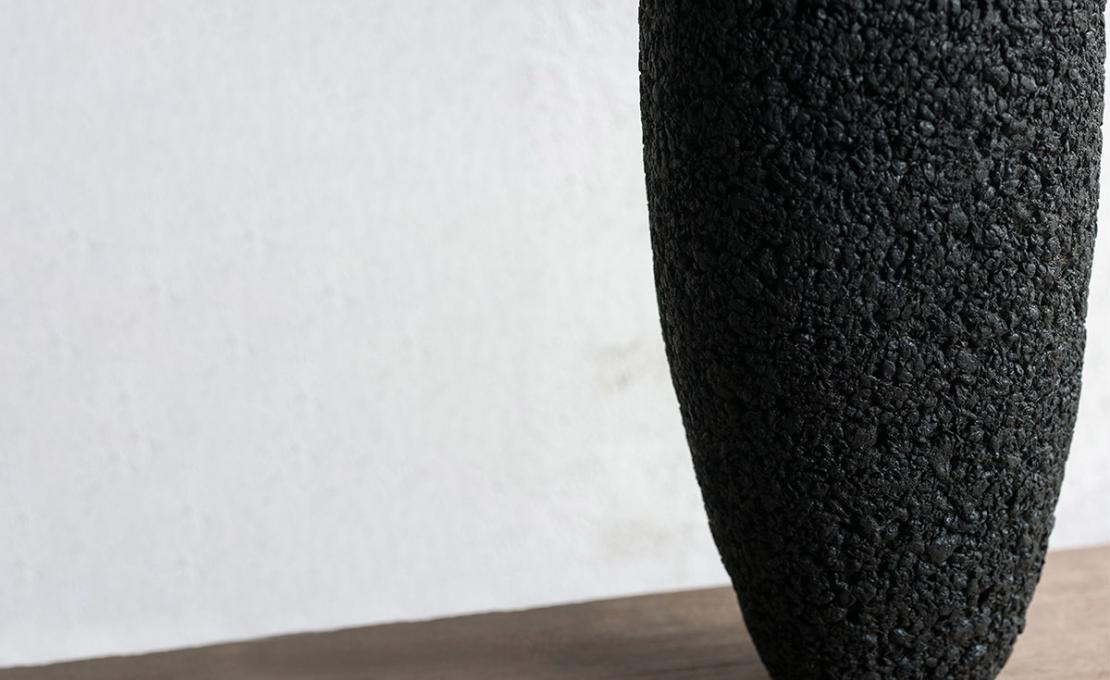 Ваза модель Mantiqueira Vases Collection - Black от фабрики Tacchini