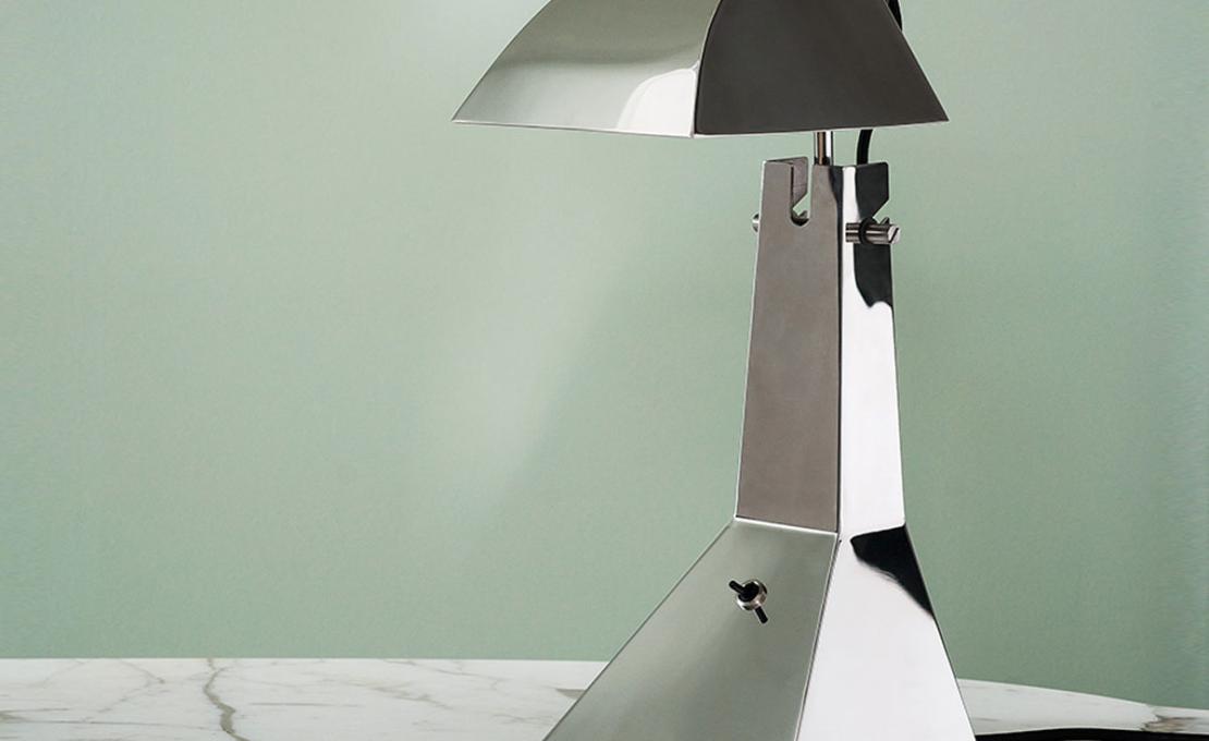 Настольная лампа модель E63 Lampada da Tavolo от фабрики Tacchini