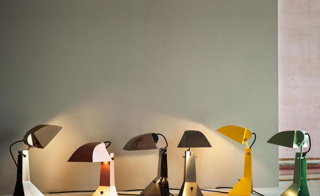 Настольная лампа модель E63 Lampada da Tavolo от фабрики Tacchini
