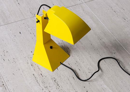 Настольная лампа модель E63 Lampada da Tavolo от фабрики Tacchini