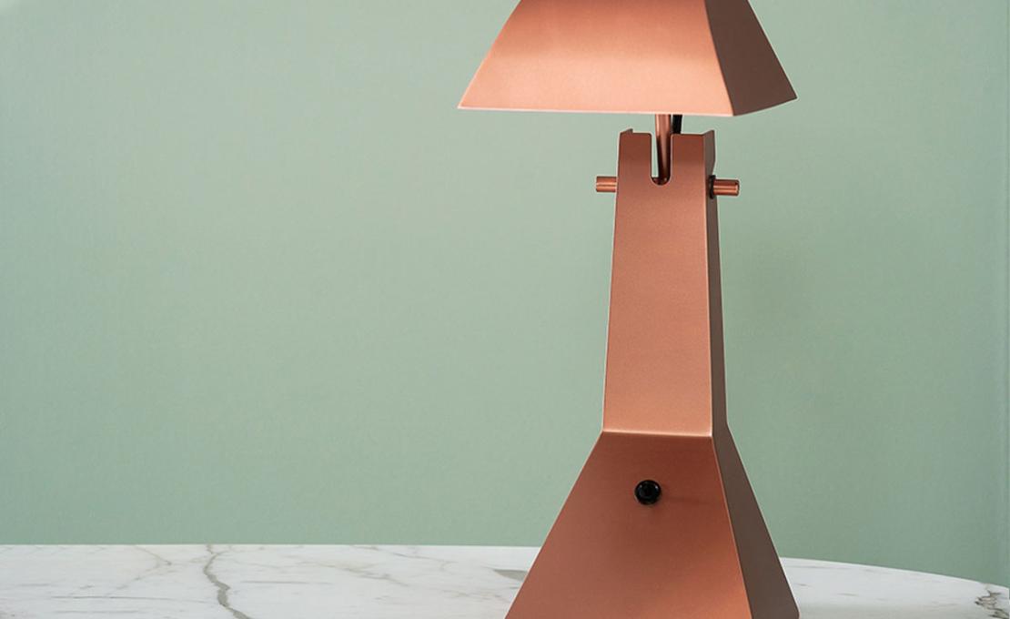 Настольная лампа модель E63 Lampada da Tavolo от фабрики Tacchini