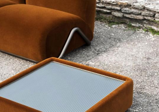 Диван модель Victoria Modular Sofa от фабрики Tacchini