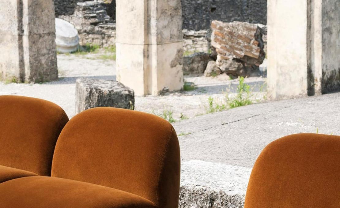 Диван модель Victoria Modular Sofa от фабрики Tacchini