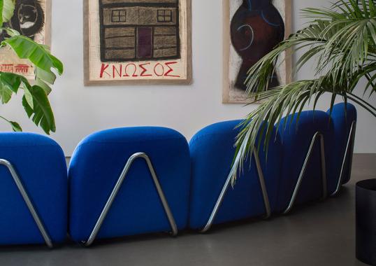 Диван модель Victoria Modular Sofa от фабрики Tacchini