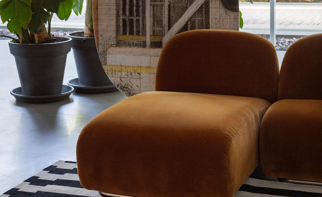Диван модель Victoria Modular Sofa от фабрики Tacchini