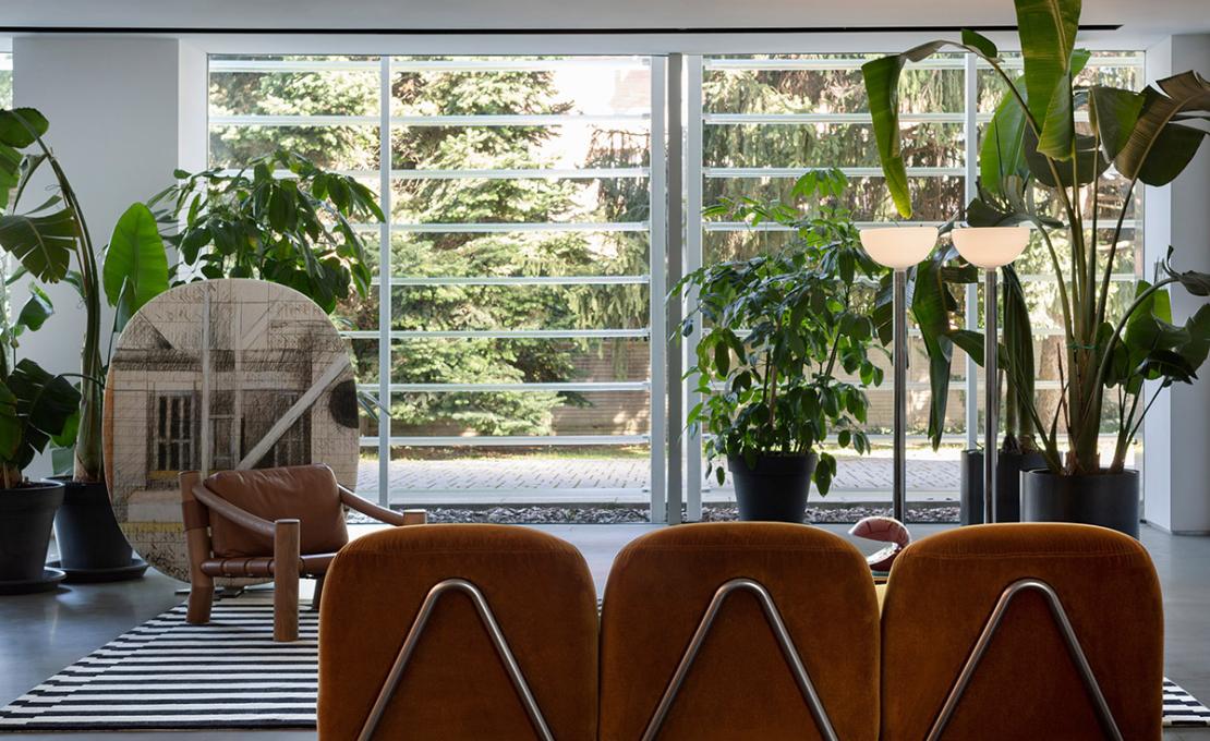 Диван модель Victoria Modular Sofa от фабрики Tacchini