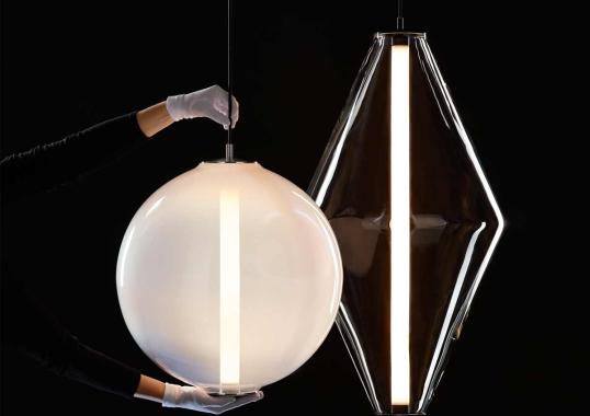 Подвесной светильник модель Buoy Collection Sphere Suspension Lamp от фабрики Bomma