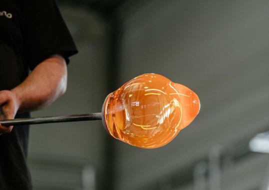 Подвесной светильник модель Dew Drops 2 Vegan Suspension Lamp от фабрики Bomma