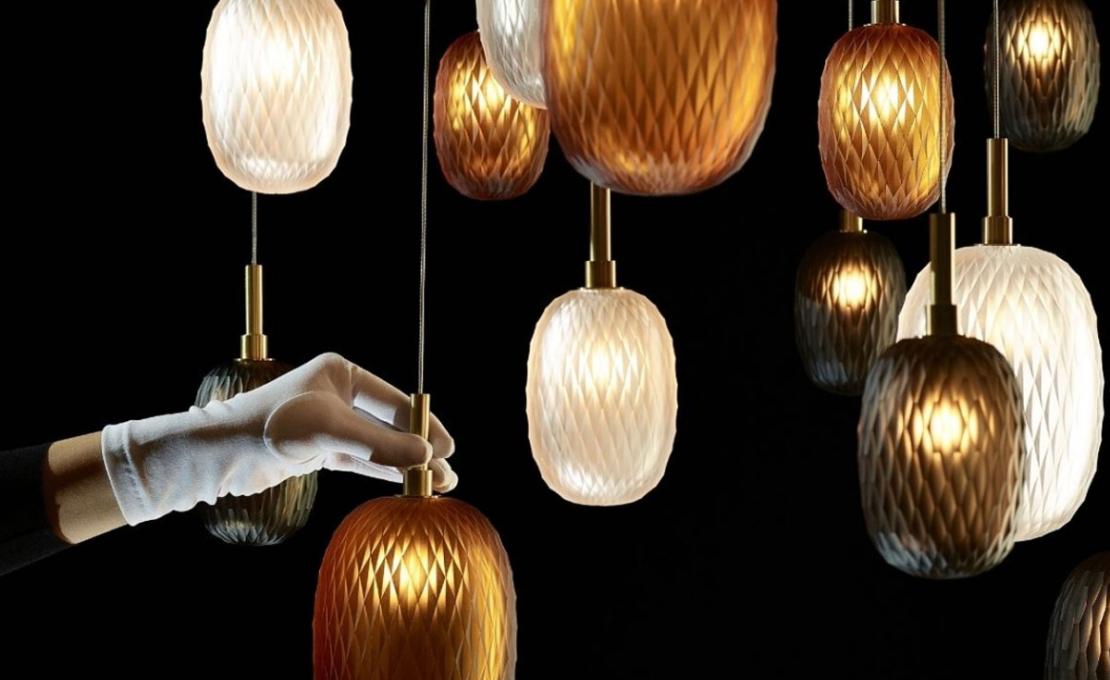 Подвесной светильник модель Metamorphosis Small Sharp Suspension Lamp от фабрики Bomma