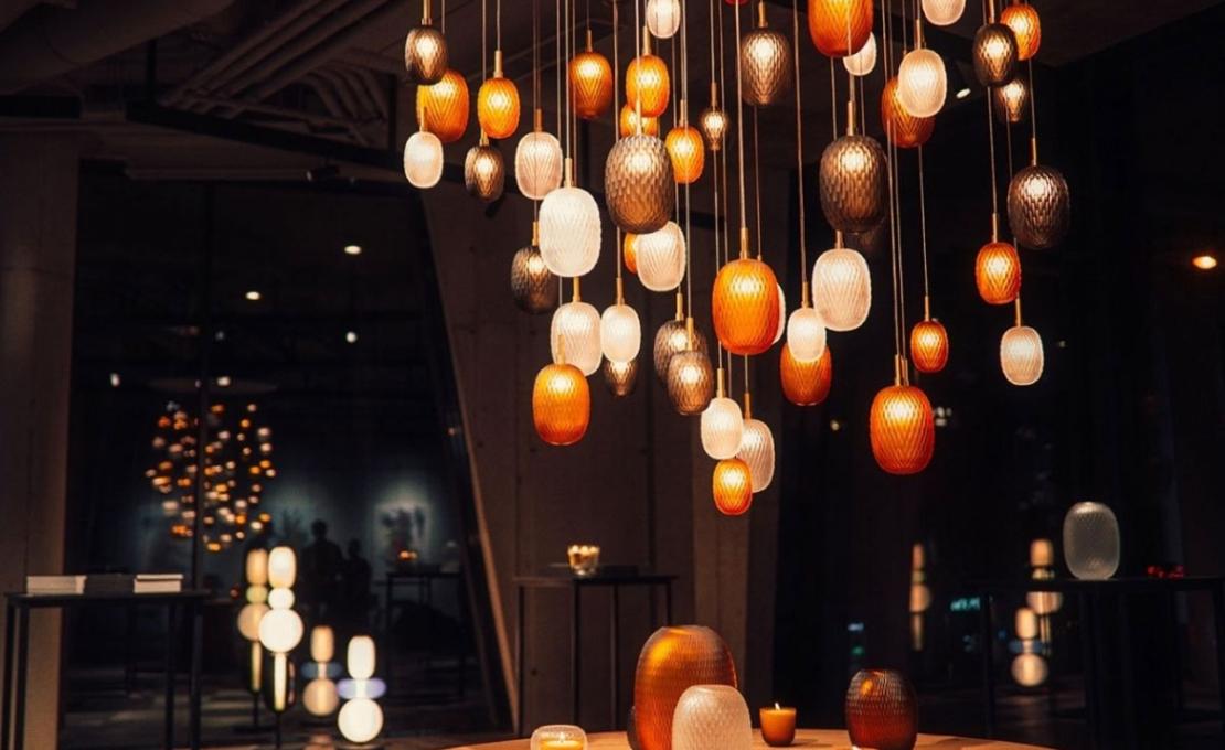 Подвесной светильник модель Metamorphosis Small Sharp Suspension Lamp от фабрики Bomma