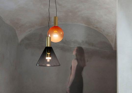 Подвесной светильник модель Phenomena Small Ball - Suspension Lamp от фабрики Bomma