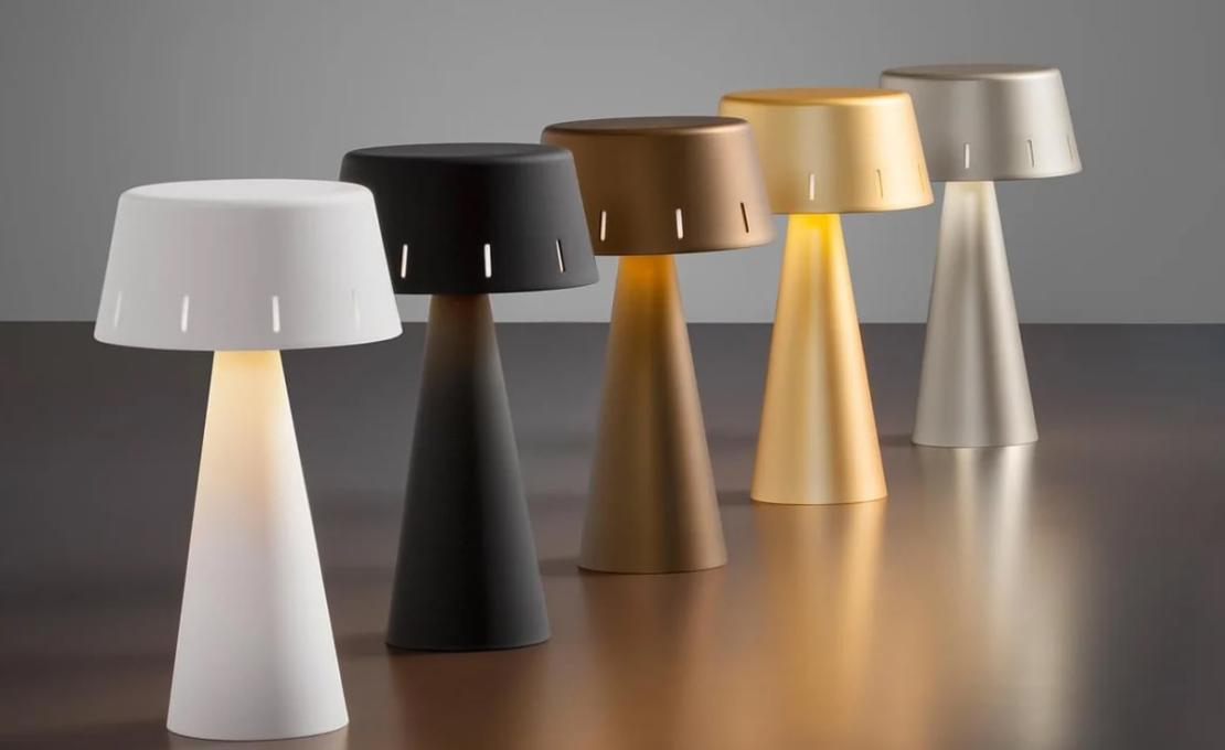 Настольная лампа модель Makà Portable Table Lamp от фабрики Olev Lighting