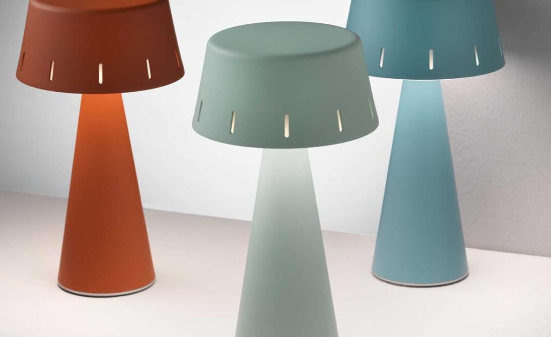 Настольная лампа модель Makà Portable Table Lamp от фабрики Olev Lighting