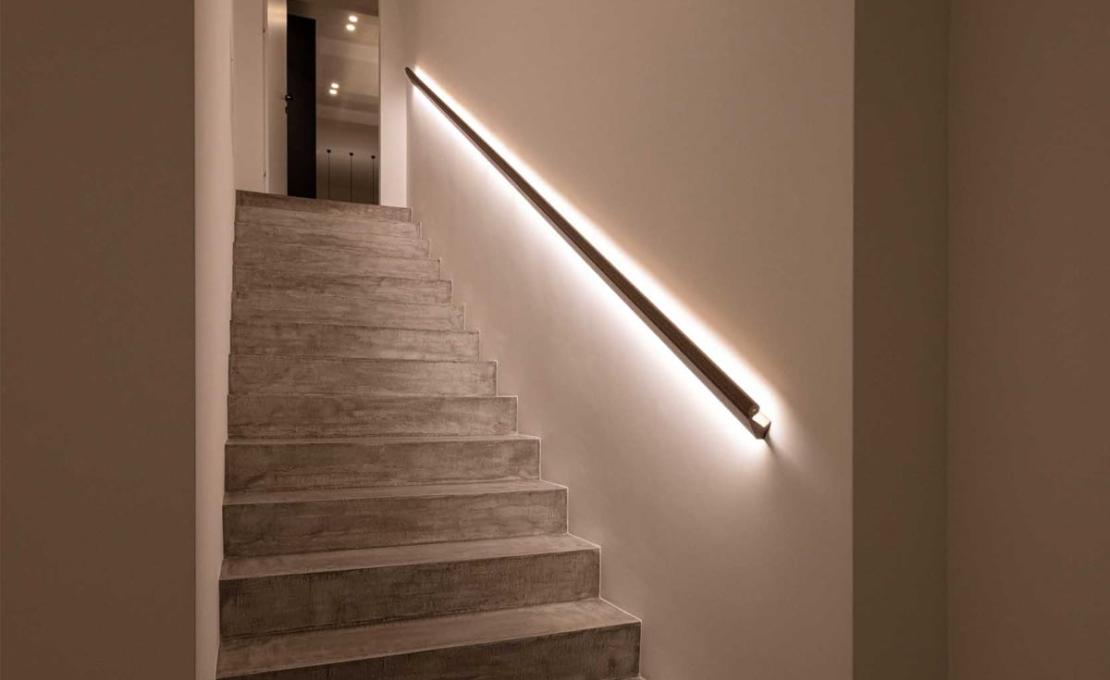 Бра модель Ottomano Handrail with integrated LED от фабрики Olev Lighting