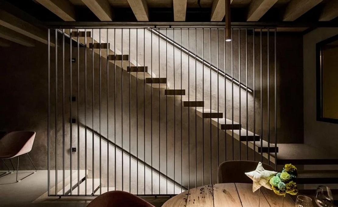 Бра модель Ottomano Handrail with integrated LED от фабрики Olev Lighting
