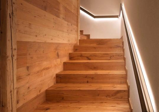 Бра модель Ottomano Handrail with integrated LED от фабрики Olev Lighting