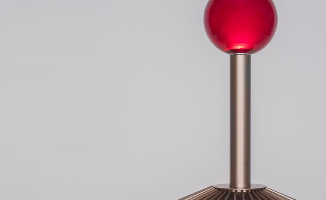 Настольная лампа модель Etoile Lampada da Tavolo от фабрики Firmamento Milano