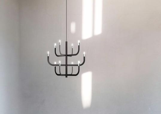 Подвесной светильник модель J-us Configuration E Suspension Lamp от фабрики Luceplan