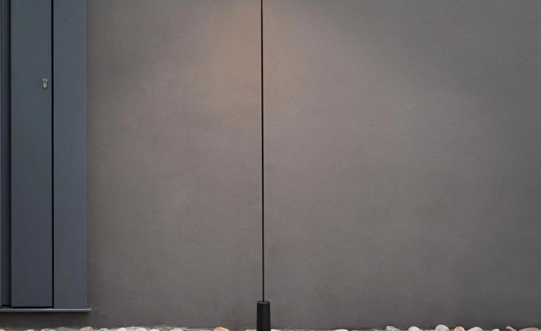 Торшер модель Flia Outdoor Floor Lamp от фабрики Luceplan