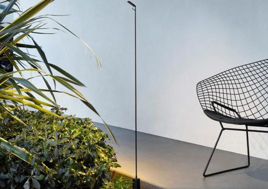 Торшер модель Flia Outdoor Floor Lamp от фабрики Luceplan