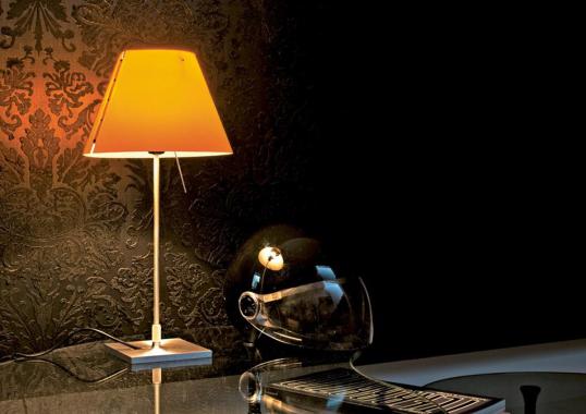 Настольная лампа модель Costanza D13 Table Lamp - Aluminium Base от фабрики Luceplan