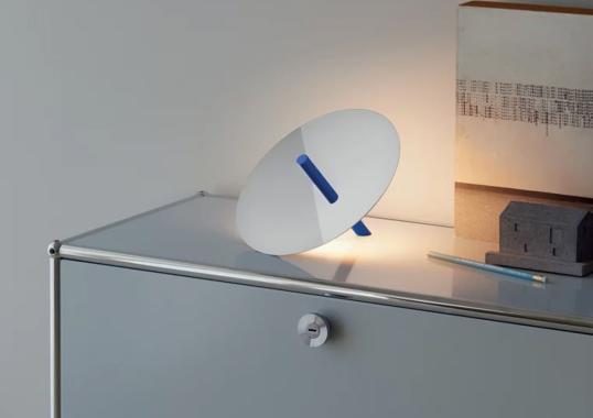 Настольная лампа модель Millimetro Table Lamp от фабрики Luceplan