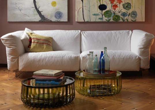 Журнальный столик модель panier от фабрики Kartell