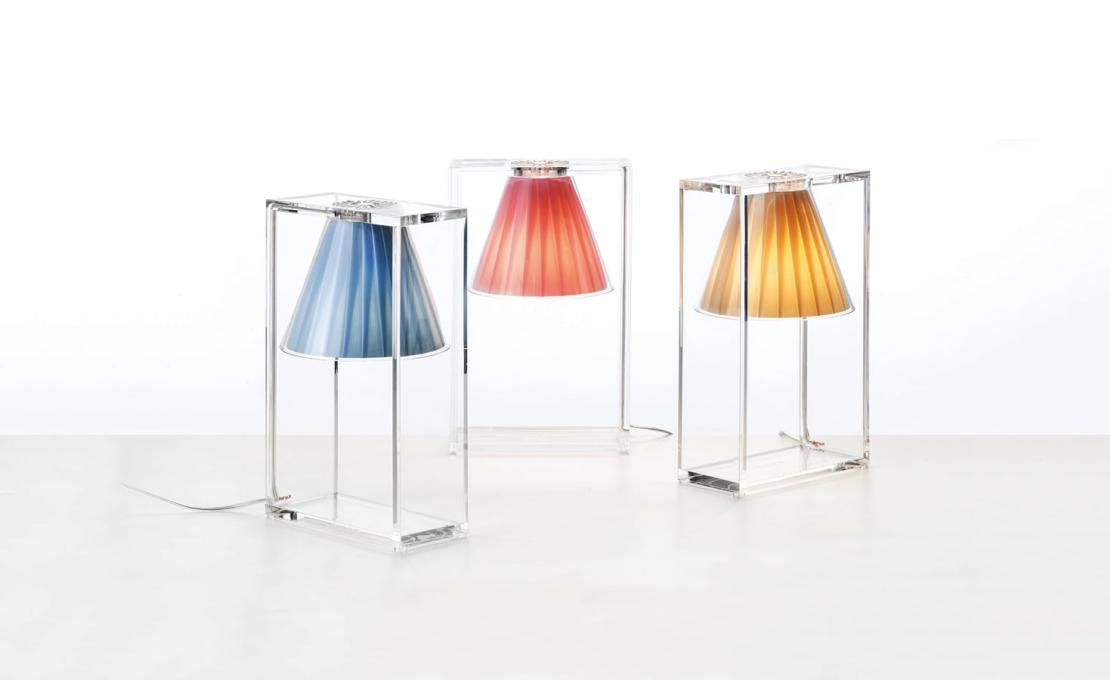 Настольная лампа модель Light-Air Lampada da Tavolo от фабрики Kartell