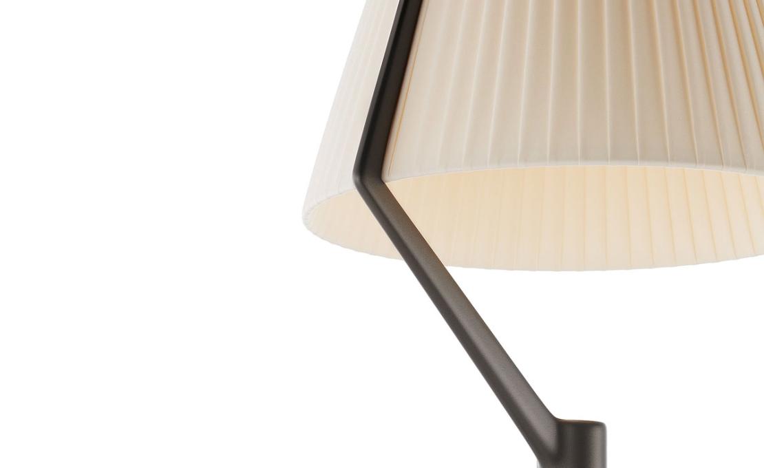 Настольная лампа модель 902723 от фабрики Kartell