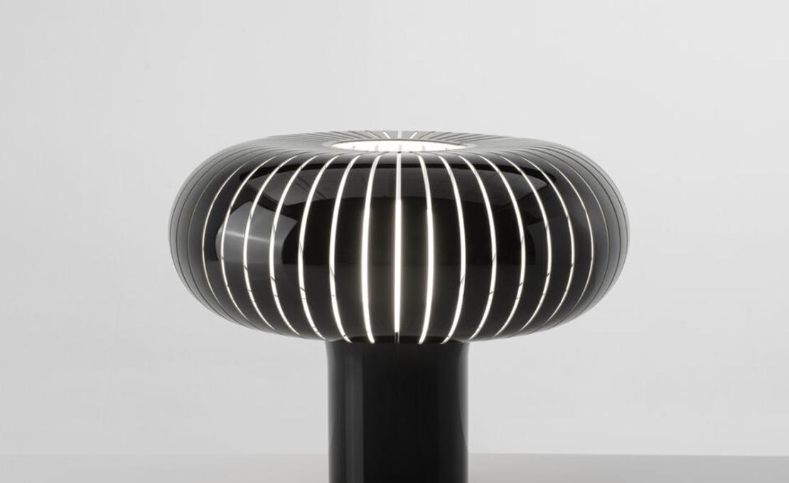 Настольная лампа модель Teresa Table Lamp от фабрики Kartell