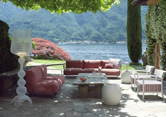 Торшер модель Kabuki Lampada da Terra Outdoor от фабрики Kartell