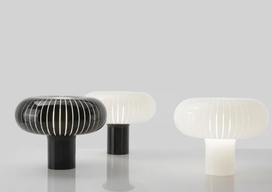 Настольная лампа модель Teresa Table Lamp от фабрики Kartell