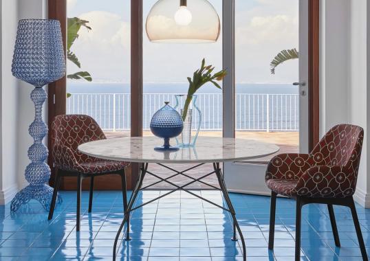 Торшер модель Kabuki Floor Lamp от фабрики Kartell