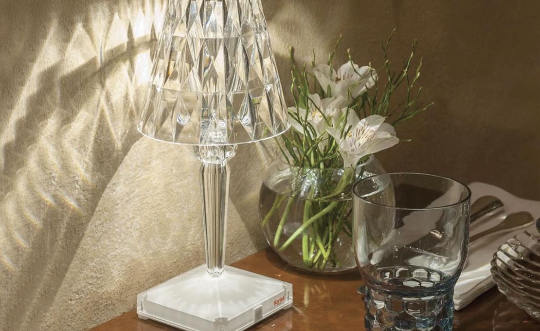 Настольная лампа модель Big Battery 9470 Table Lamp от фабрики Kartell