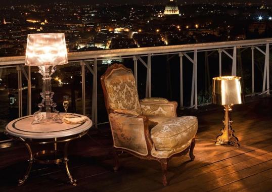 Настольная лампа модель Bourgie Metallic Table Lamp от фабрики Kartell