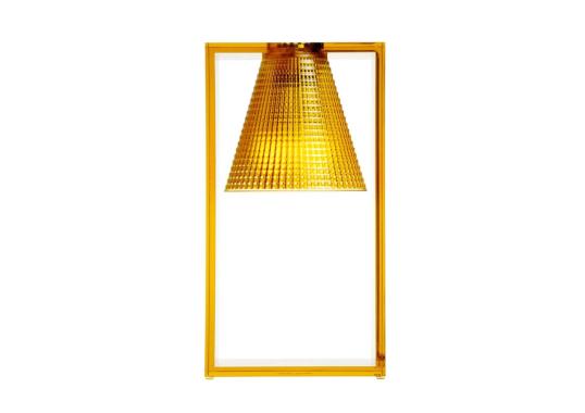 Настольная лампа модель Light Air - Lampada da tavolo sculturata Colori от фабрики Kartell