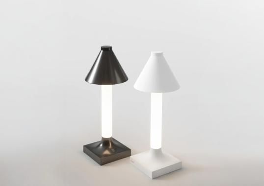 Настольная лампа модель Goodnight Cap Table Lamp от фабрики Kartell